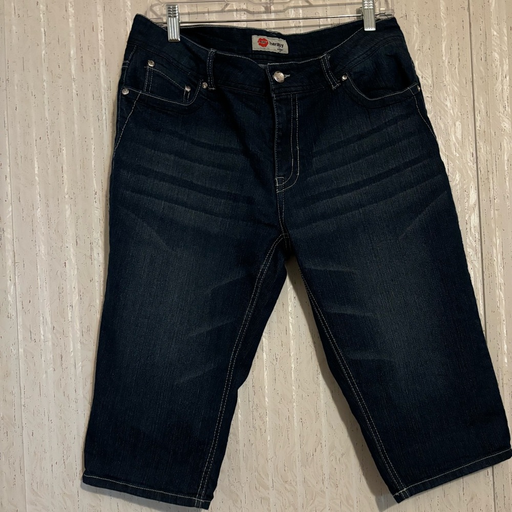 💕 (4/$15) Dark Blue Denim Capris